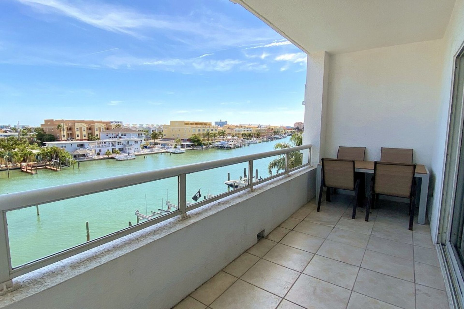 Sun West Palms 301 37