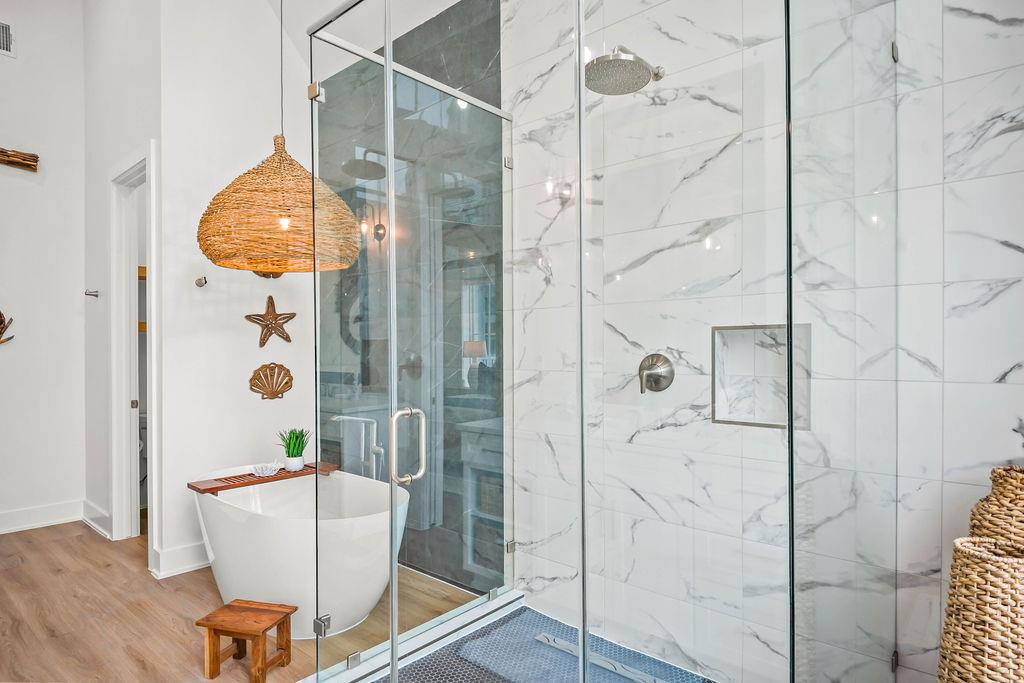 2nd Floor, Primary King Bathroom