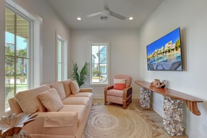 1st Floor, Living Room