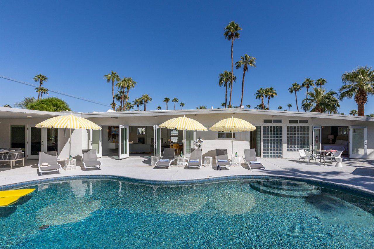 Mid Mod Sunsation sparkling pool