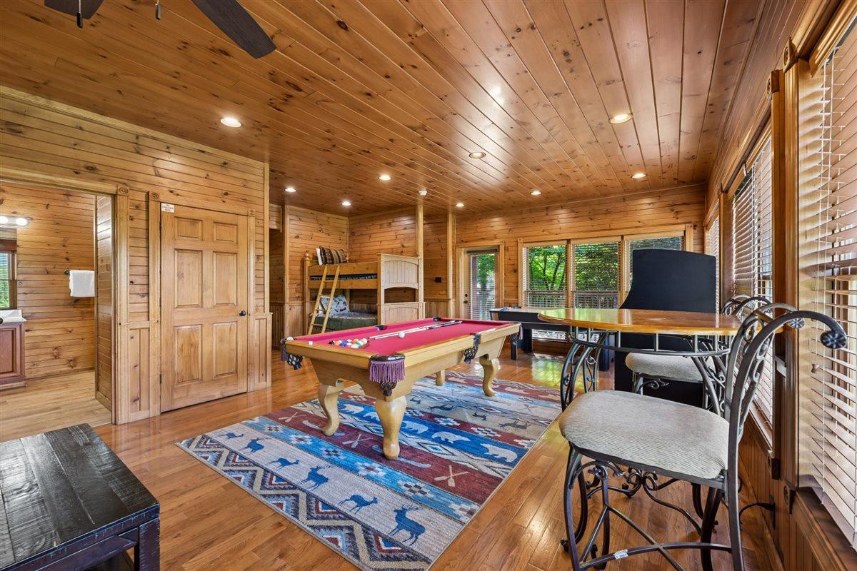 49Recreation Room