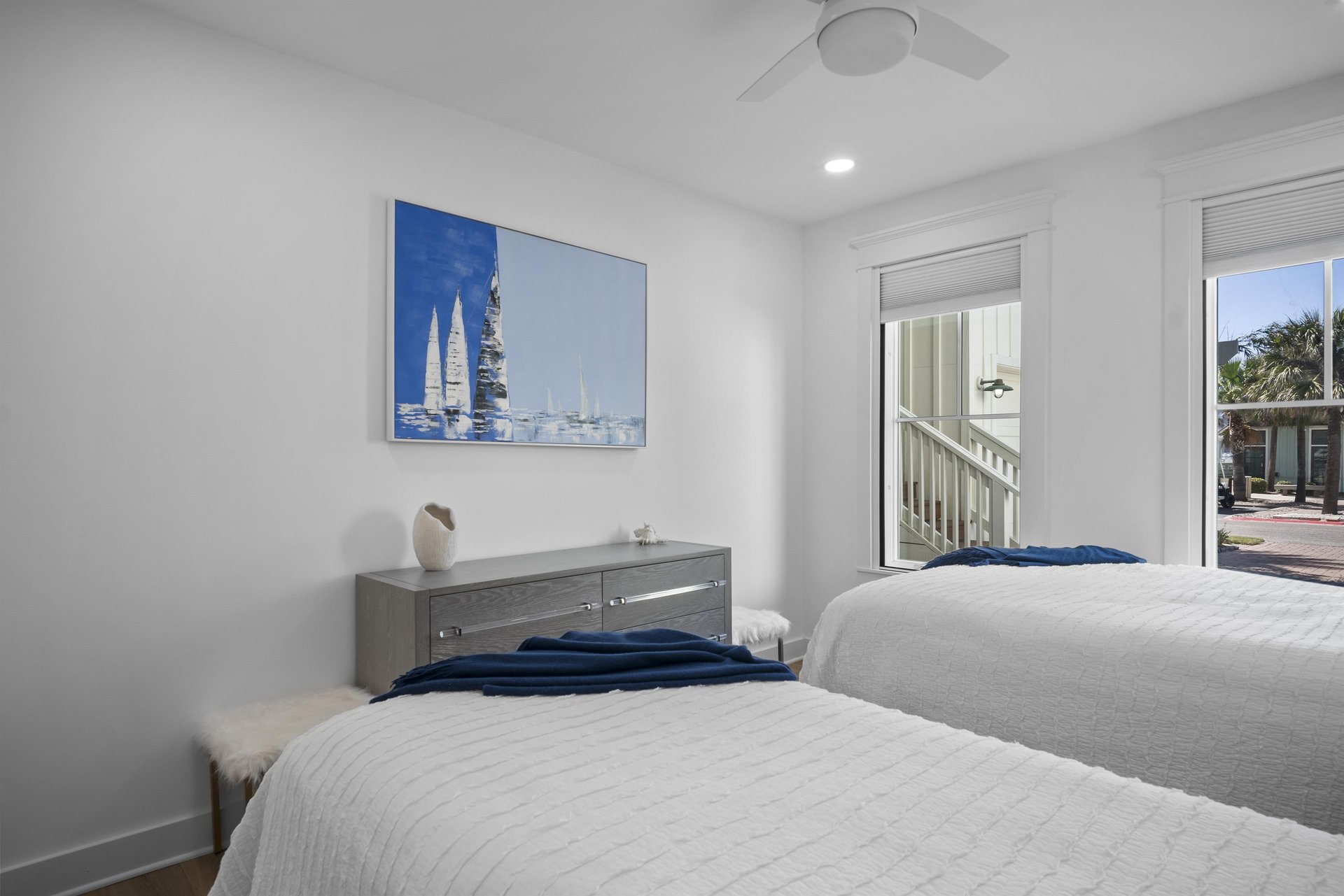 1st Floor, Second Twin  Full Bedroom