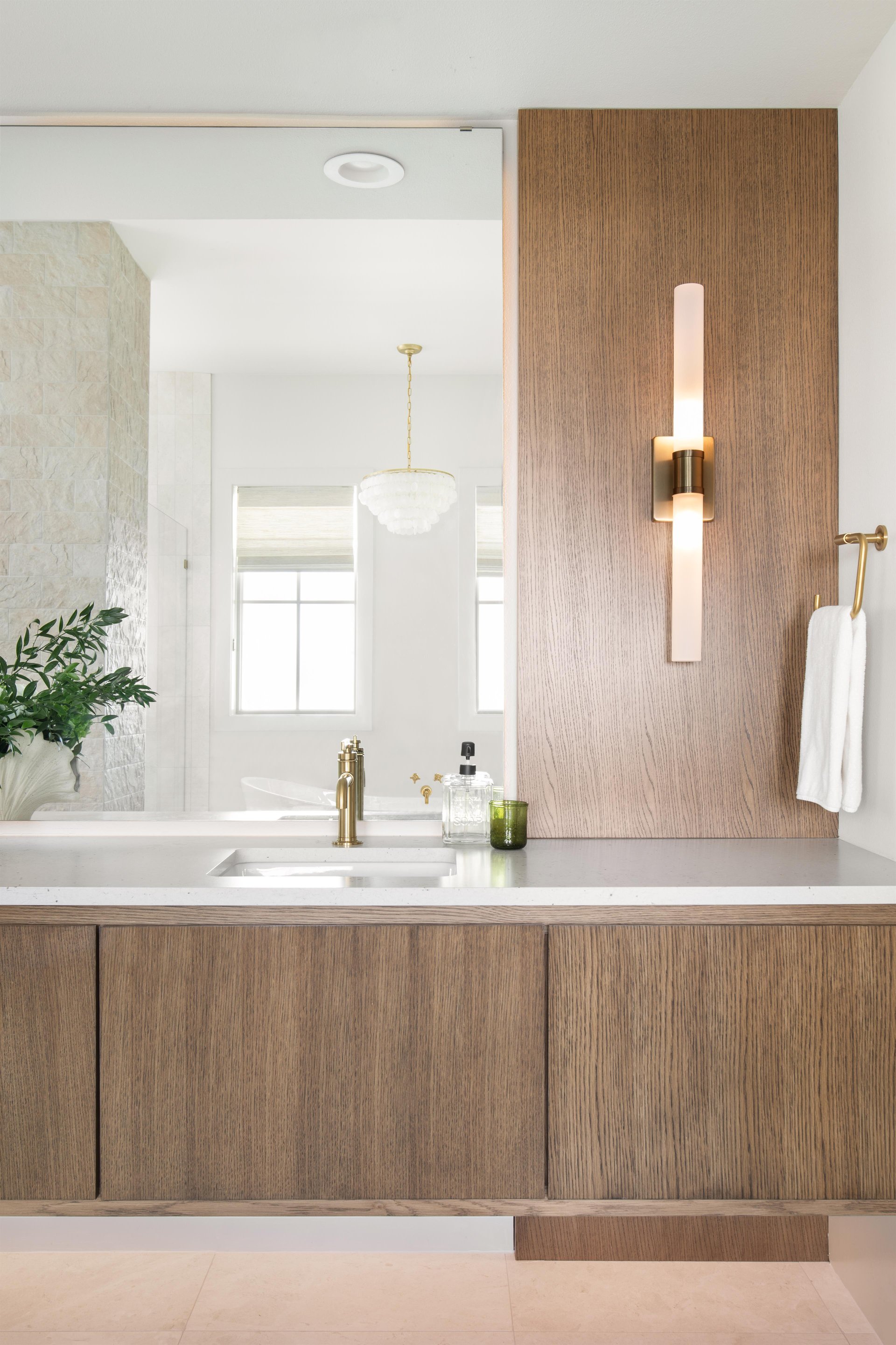 Primary King Bathroom, 3rd Floor