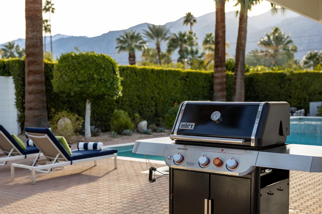 BBQ and stunning mountain views