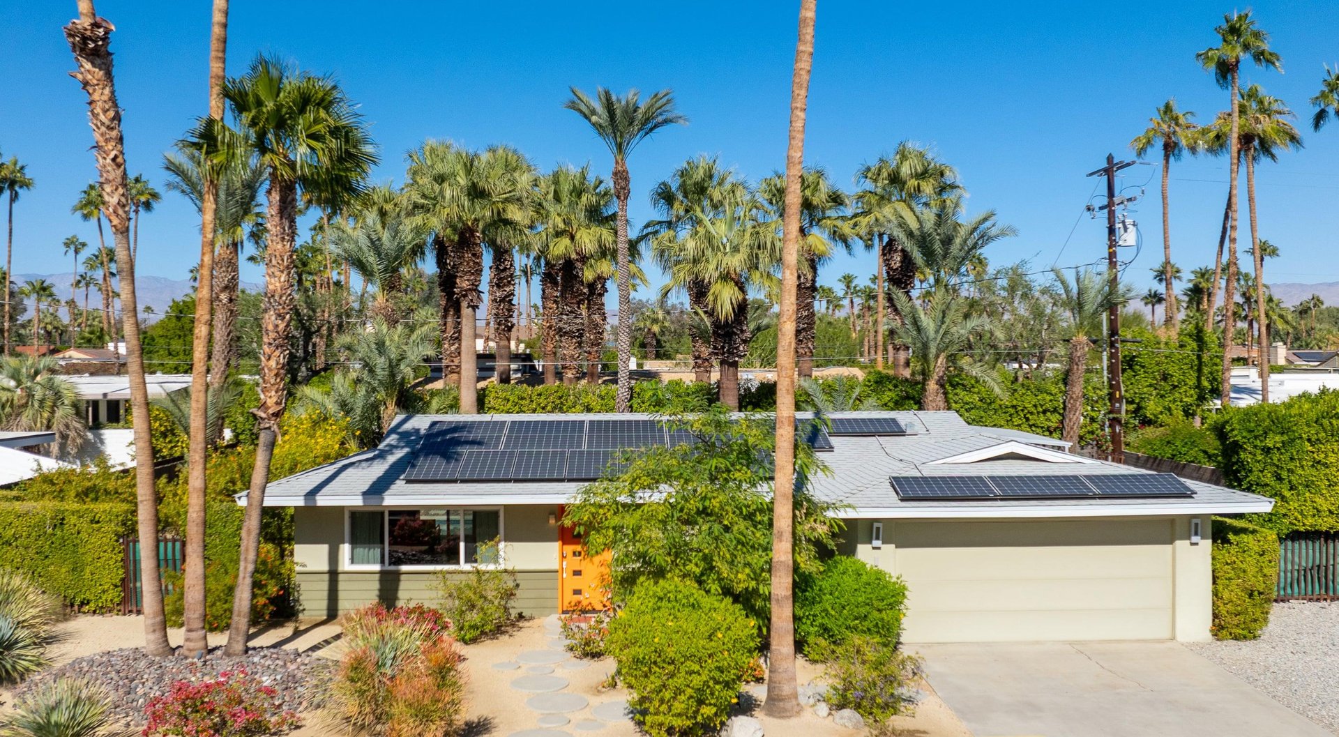 Welcome to Modern Ranch Heaven