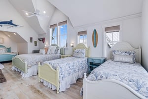 Two Twin Beds, Large Bedroom, 2nd Floor