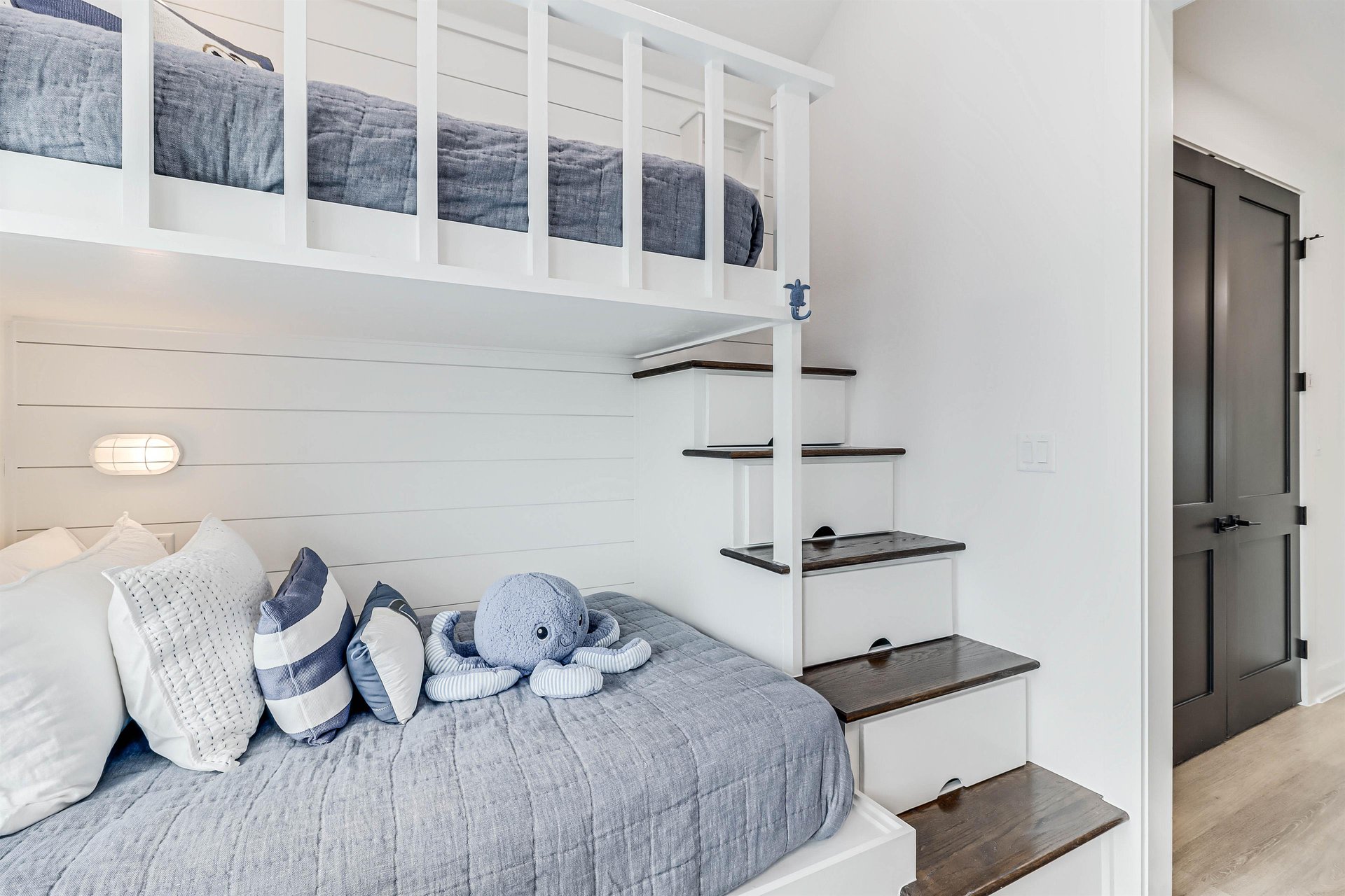 Twin Over Full Bunk Bedroom, 3rd Floor