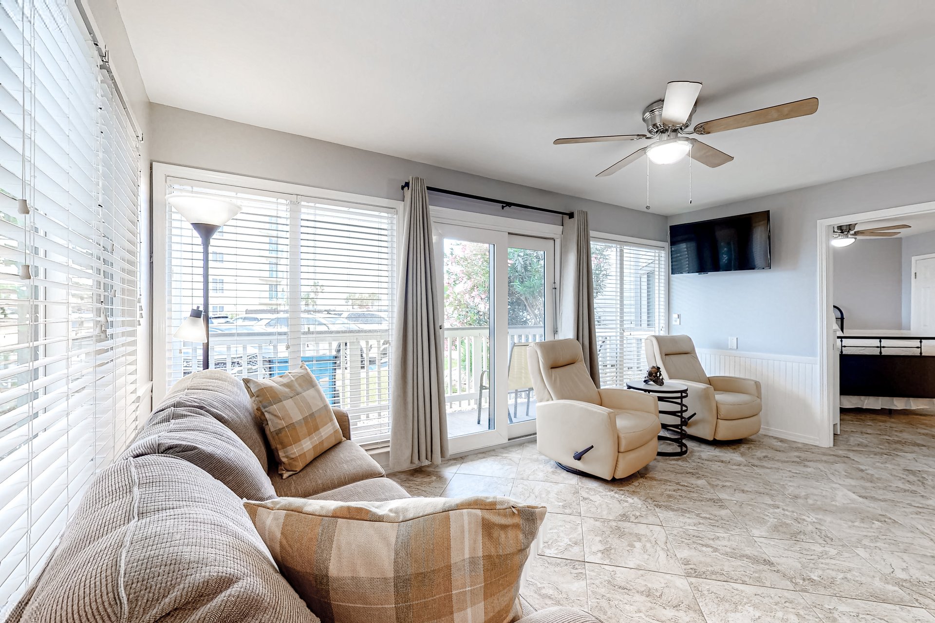 Plantation West 1147 3