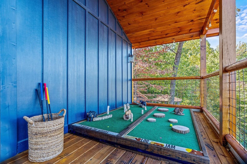 otterbeswimmingfall5