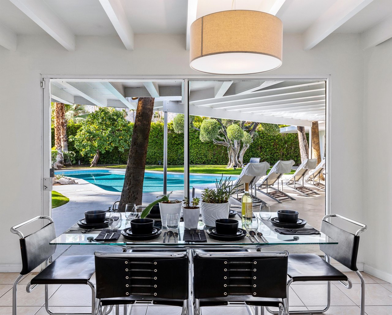 Indoor Dining for Six