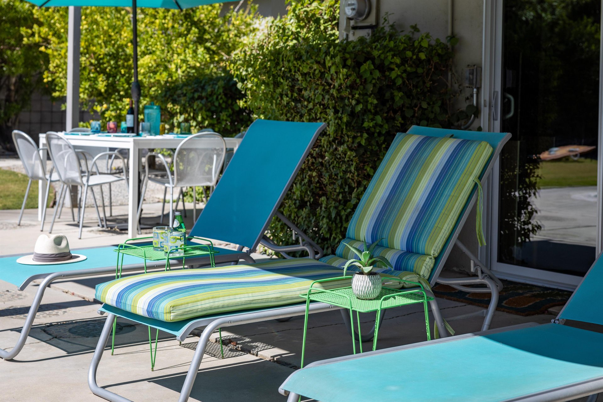Pool lounge chairs