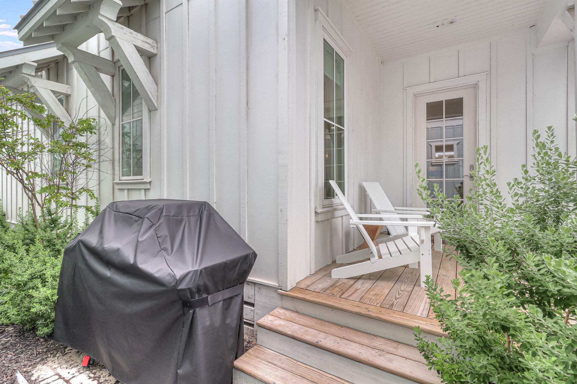 Side Patio off Kitchen
