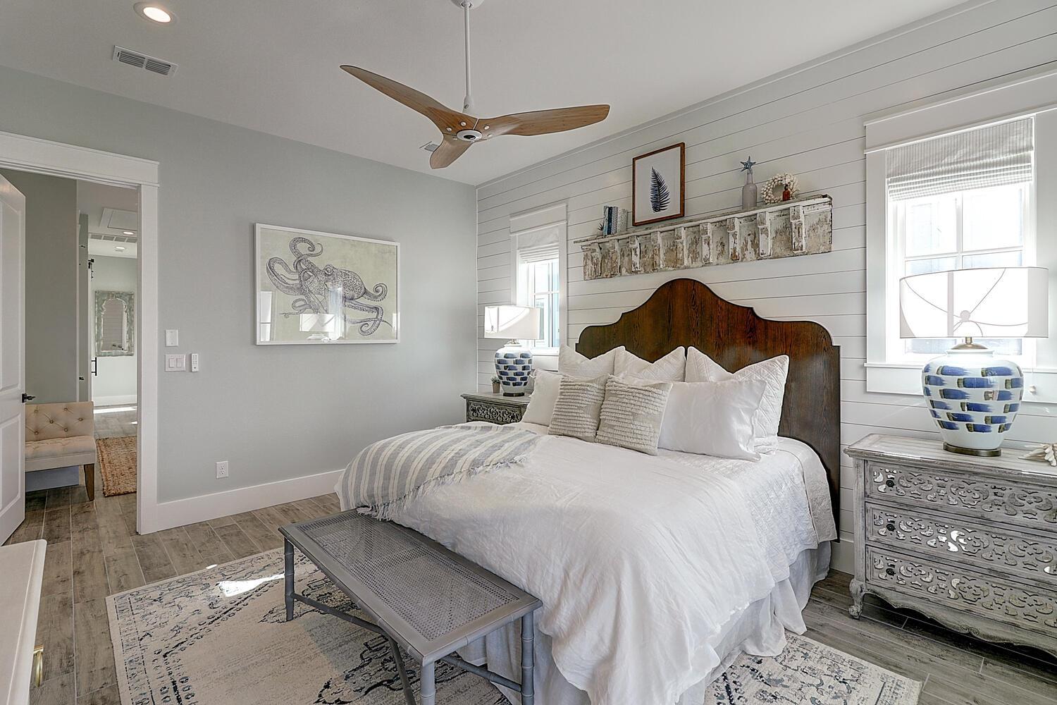 2nd Floor King Master Suite