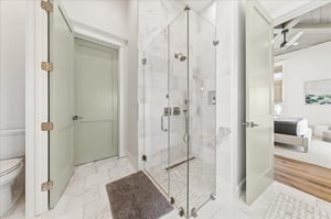 2nd Floor, Primary King Bathroom