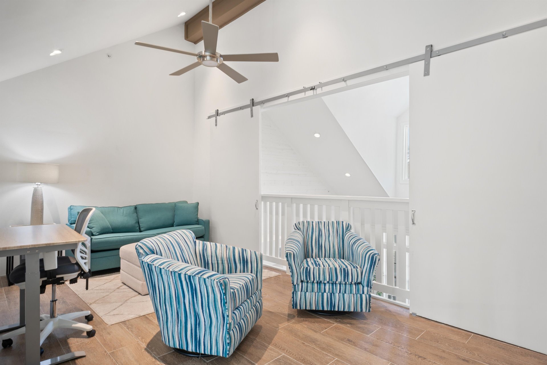 4th Floor, Loft