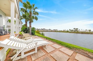 1st Floor, Back Porch