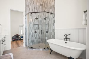 3rd Floor, King Ensuite