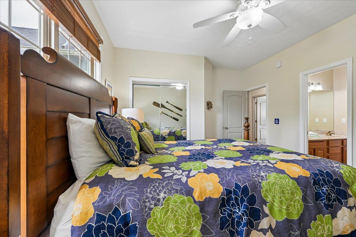 41Bedroom