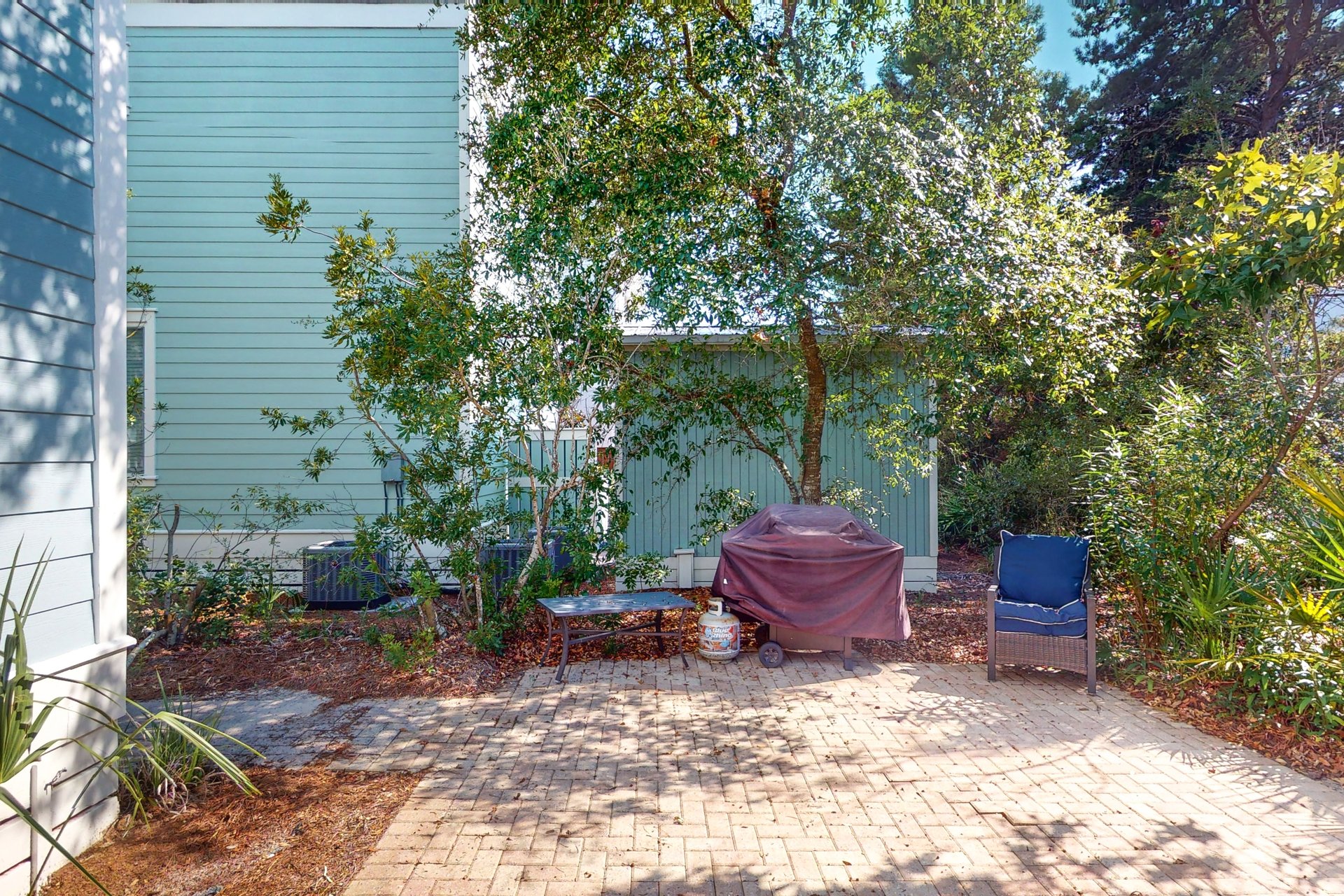 Seconds From the Sand 25