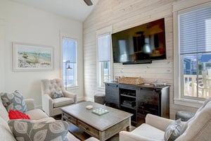 Living Area, 2nd Floor