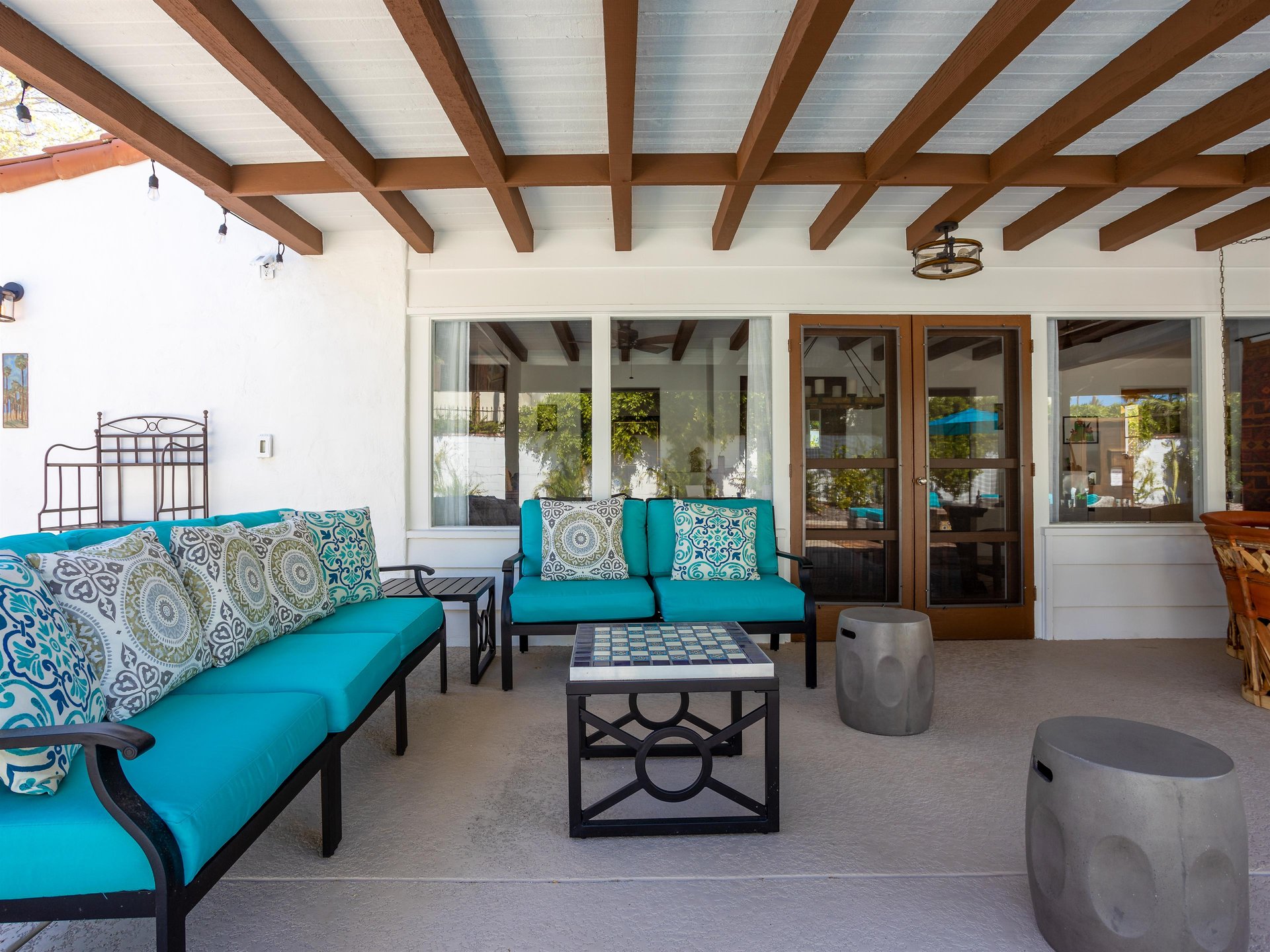 Plenty of outdoor seating