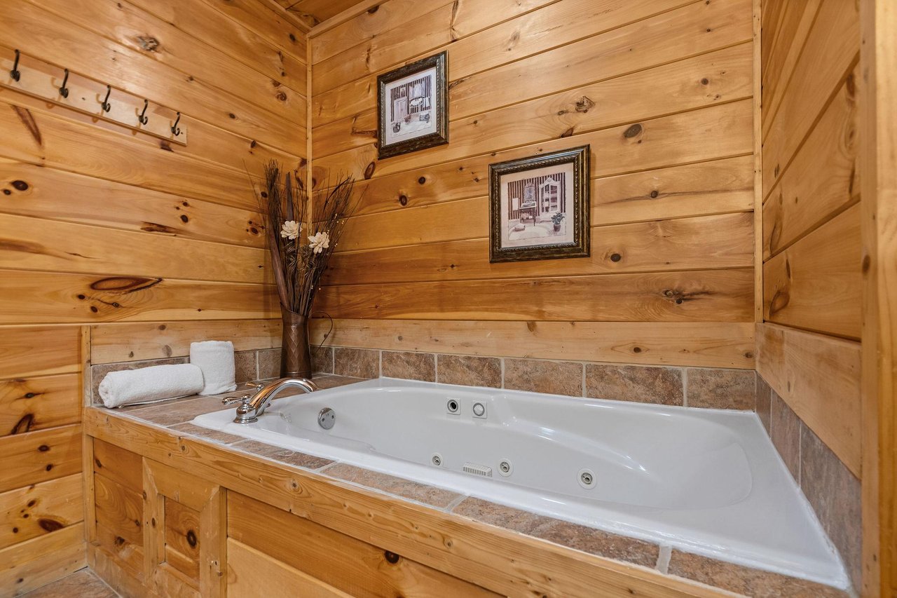 ridgetoptheatrelodge16