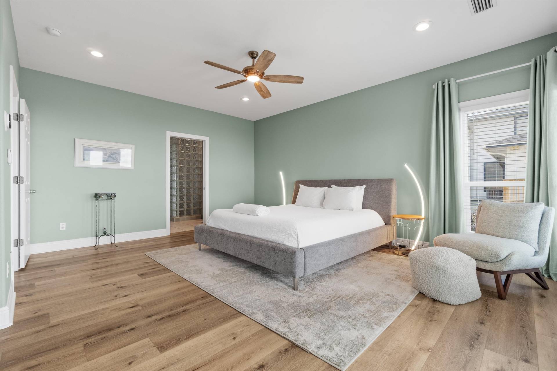 Master Bedroom King