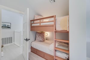 King Suite with Additional Bunks, 3rd Floor