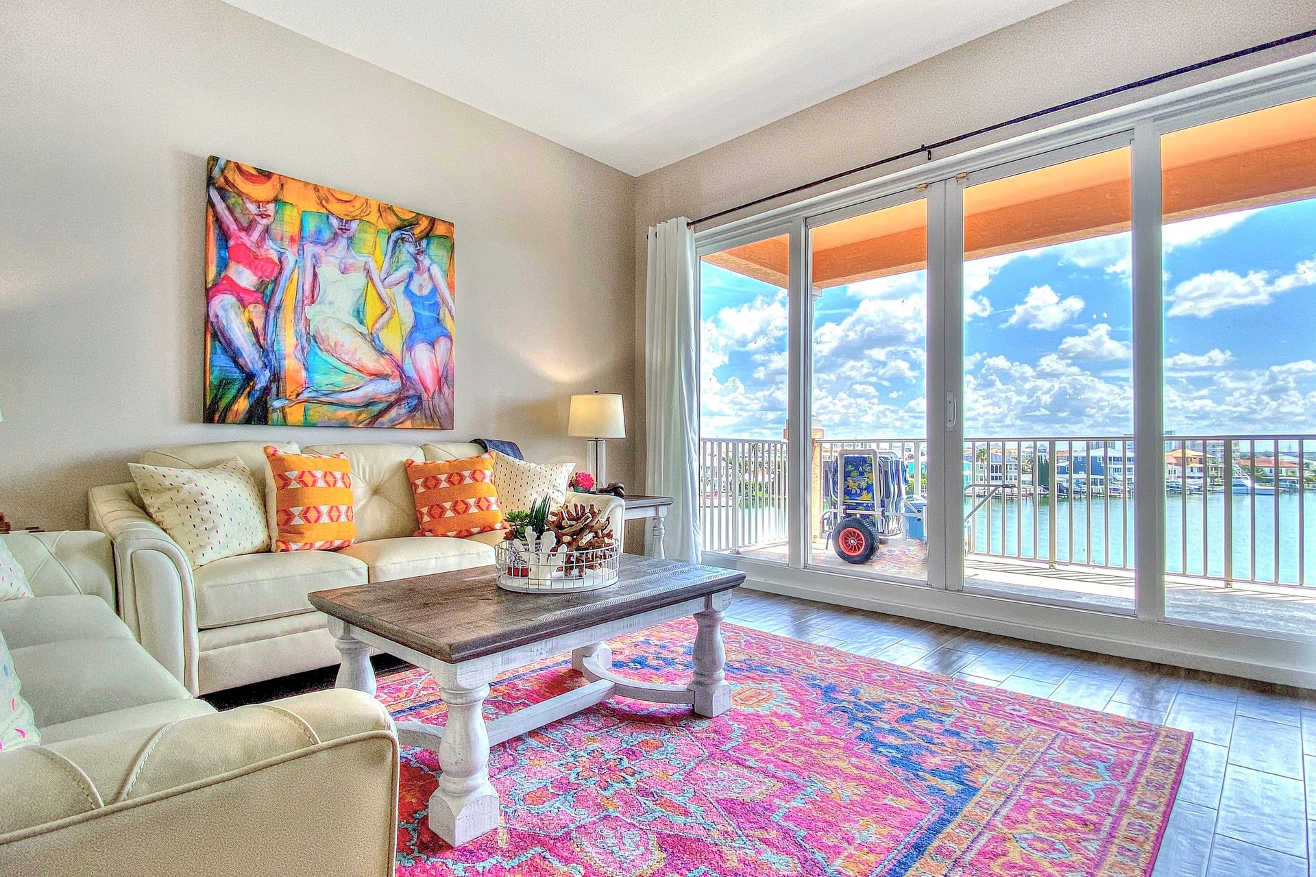 Harborview Grande 404 1