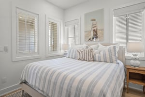 King Bedroom, 2nd Floor