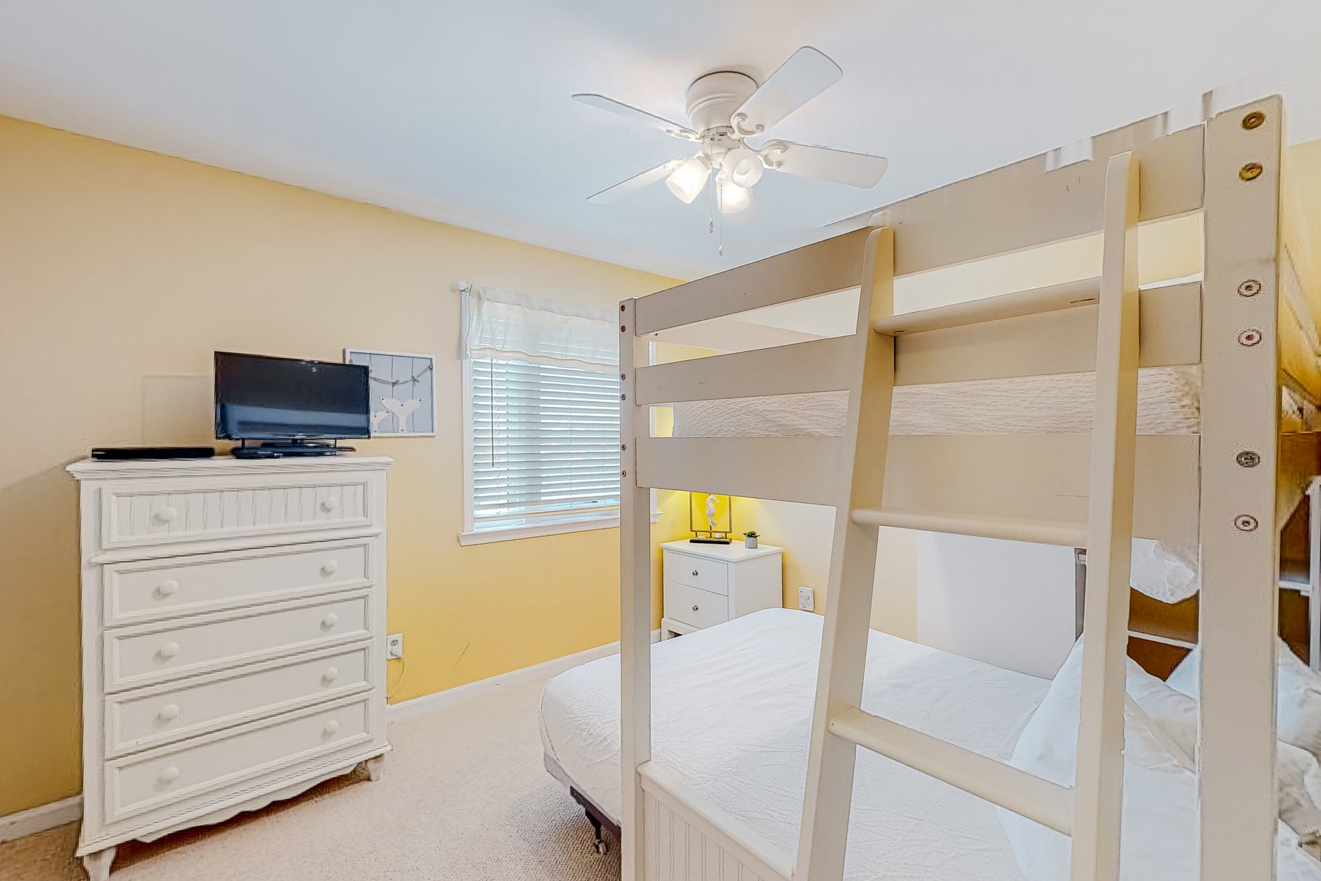 Ramsgate Harbor 33 Beach Front Livin 15