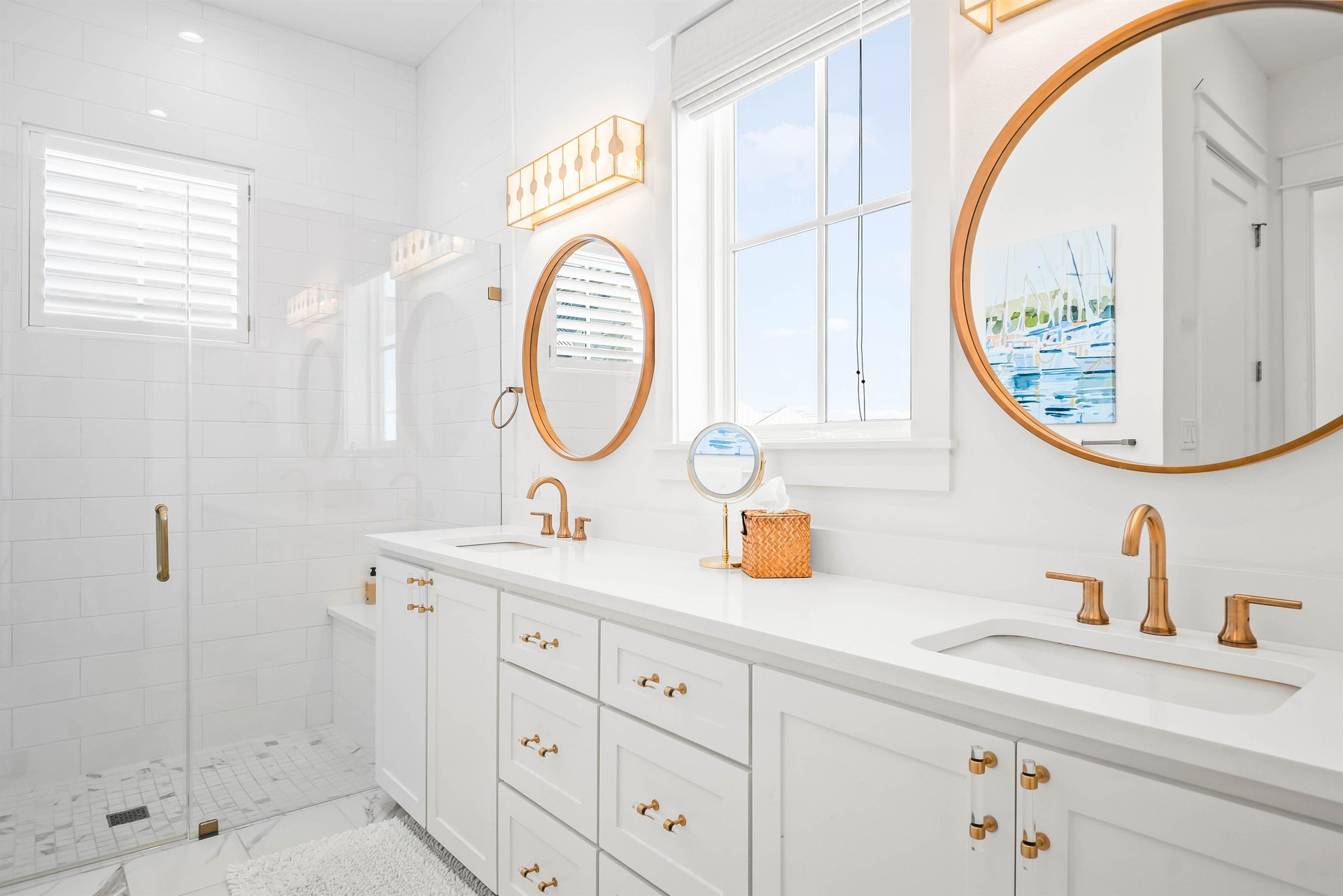 Primary King Bathroom, 2nd Floor