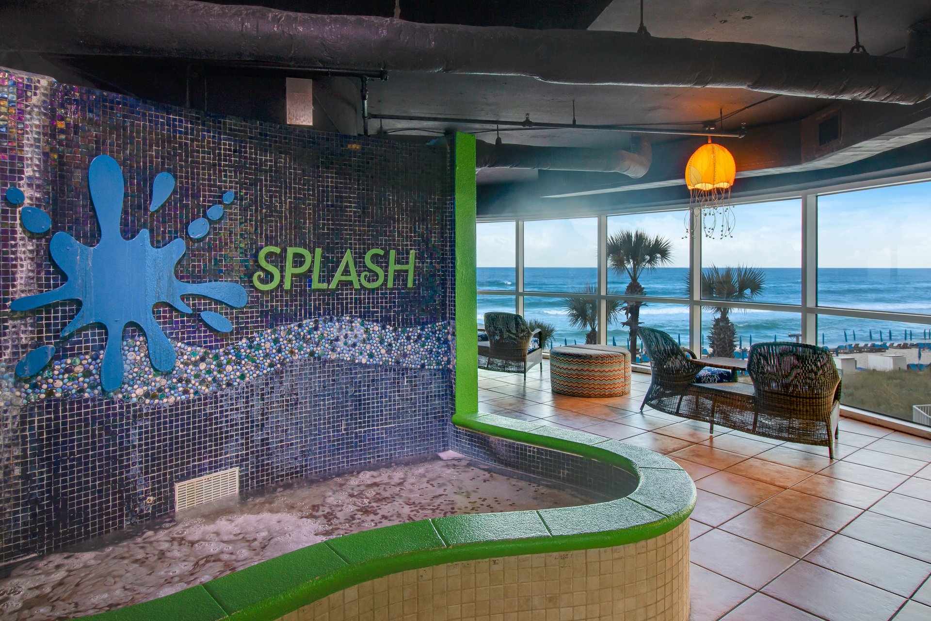 Splash Resort 1404W 29