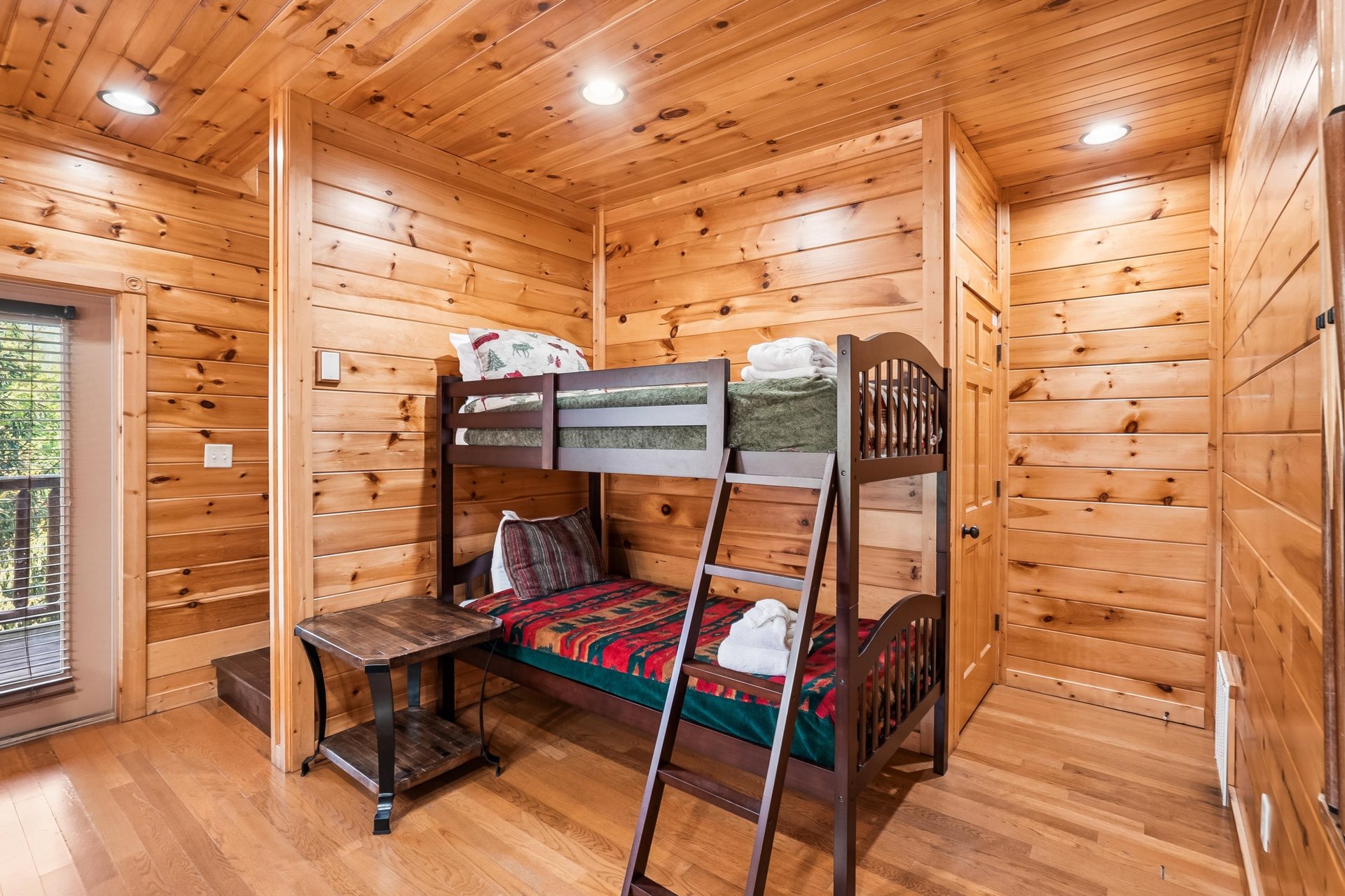24Bedroom
