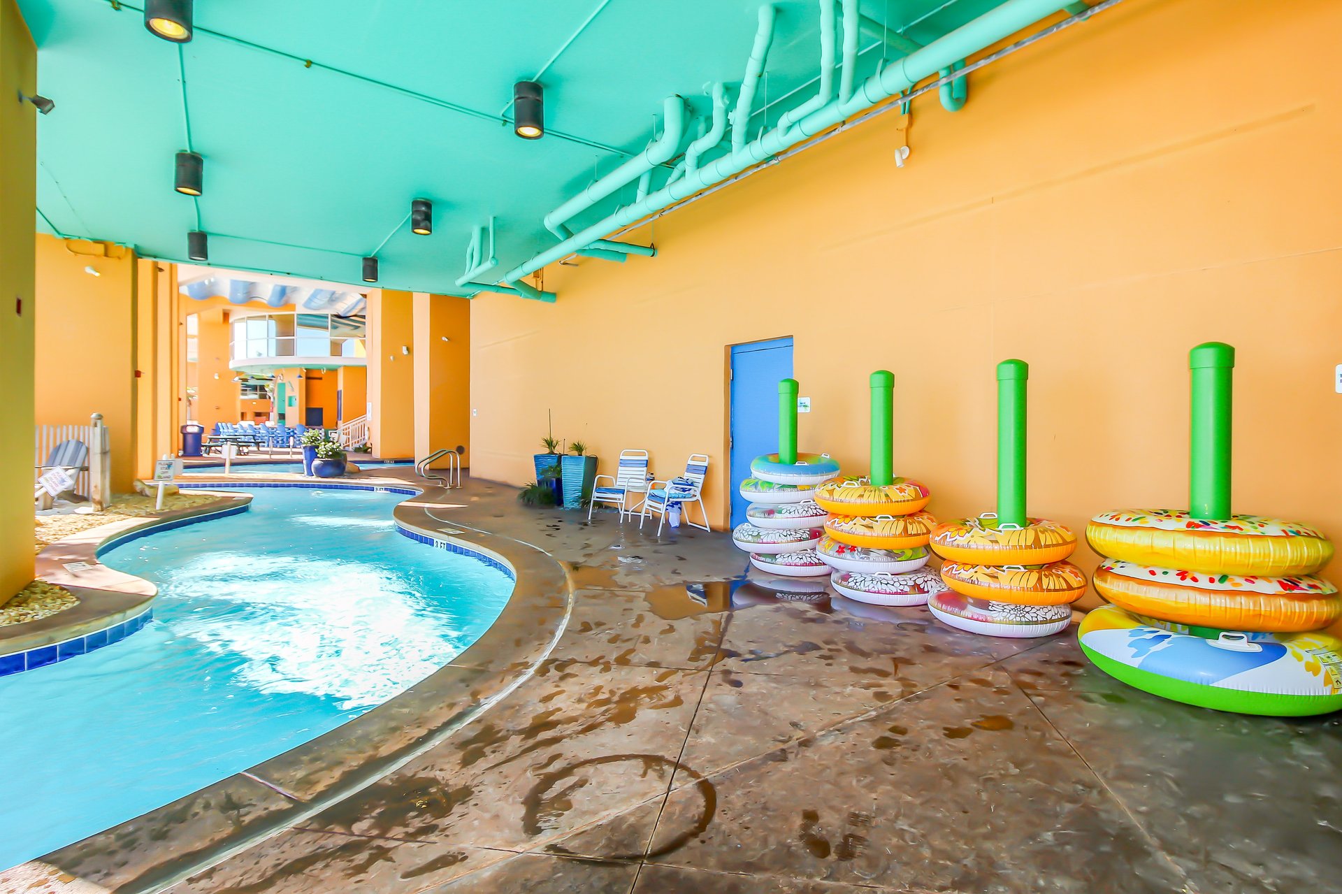 Splash Resort 604W 19