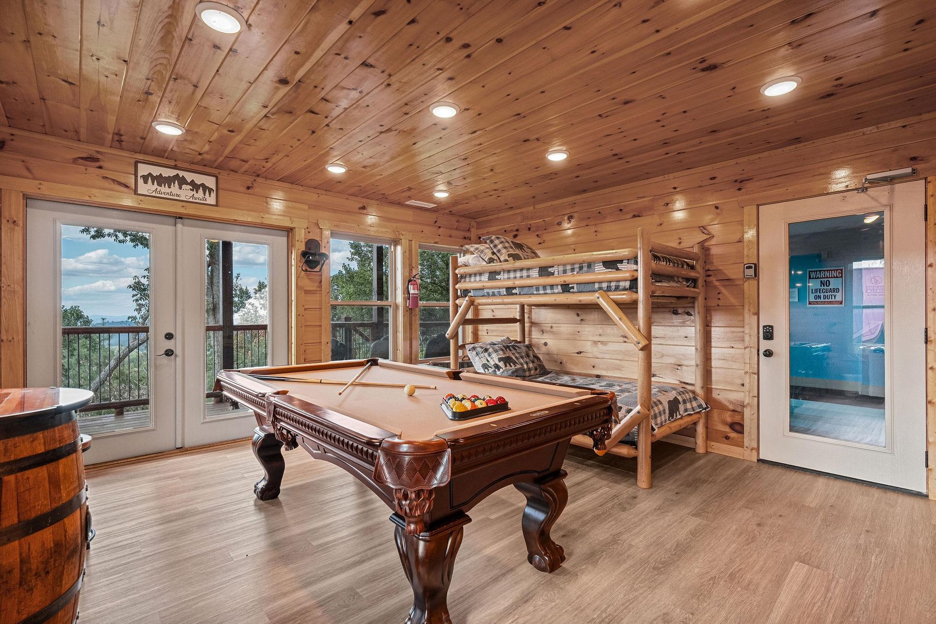 Pool table, twin bunk beds and balcony access