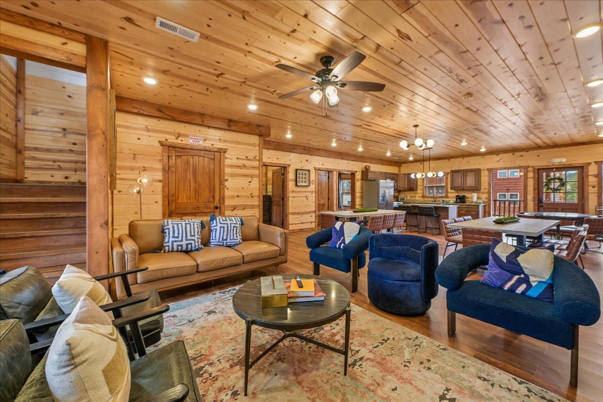 124Living Room