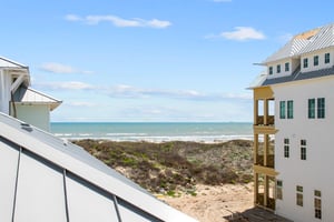 Primary King Balcony View, 3rd Floor