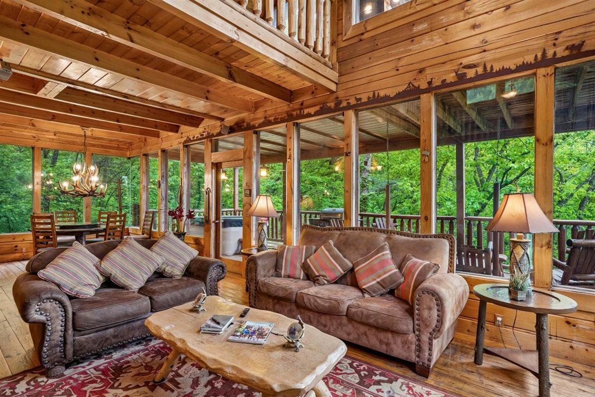 08Living Room