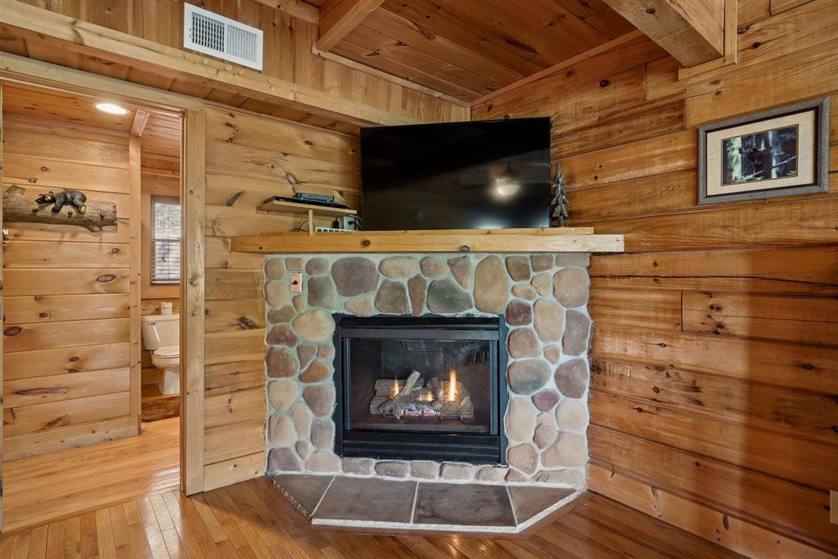 Main LevelBedroom
