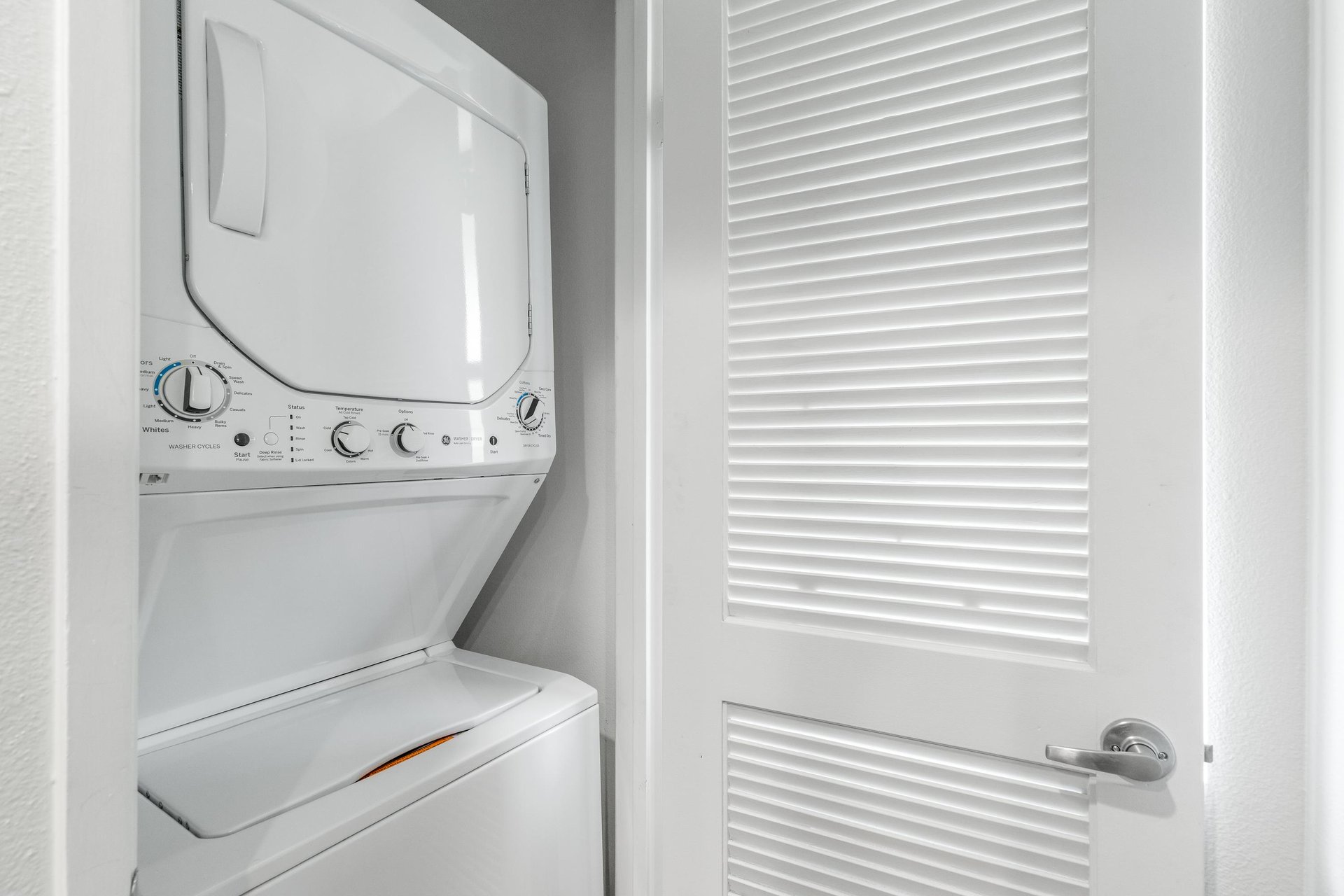 Inunit washer and dryer for guest use.