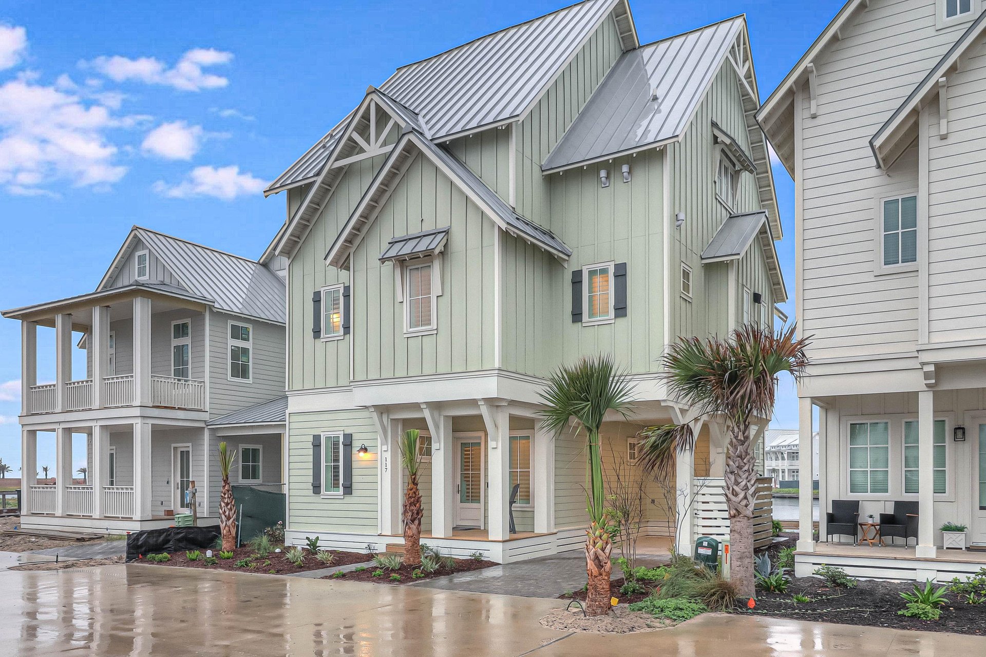 Street View, Teakwood