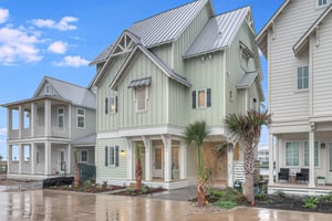 Street View, Teakwood