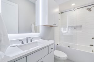 Hall Bathroom, 2nd Floor