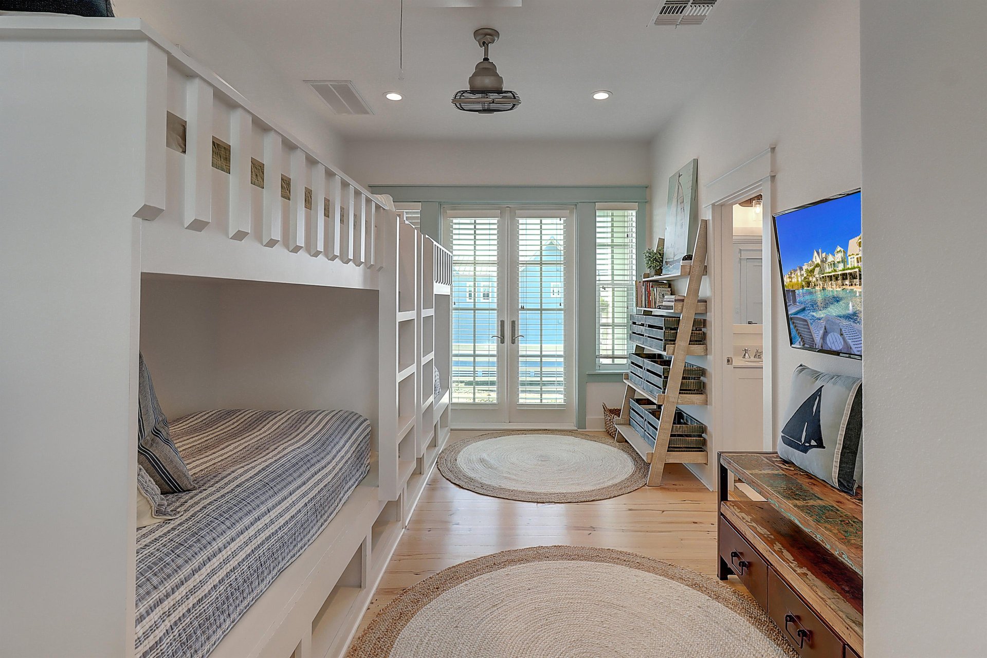 Bunk Room, 2nd Floor