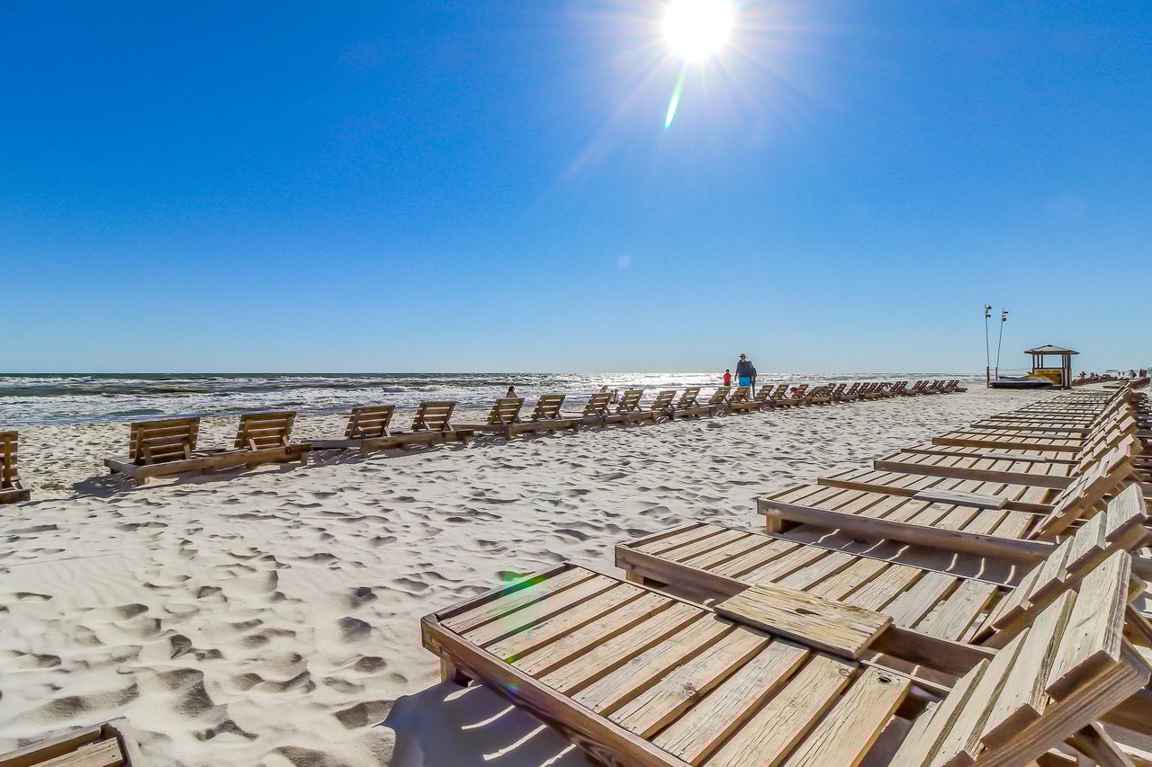 Splash Resort 907W 3