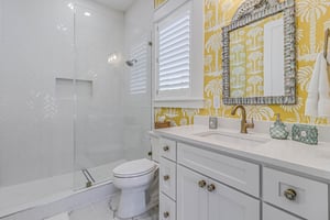 Full Bathroom, 1st Floor