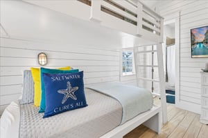 2nd Floor, Bunk Bedroom