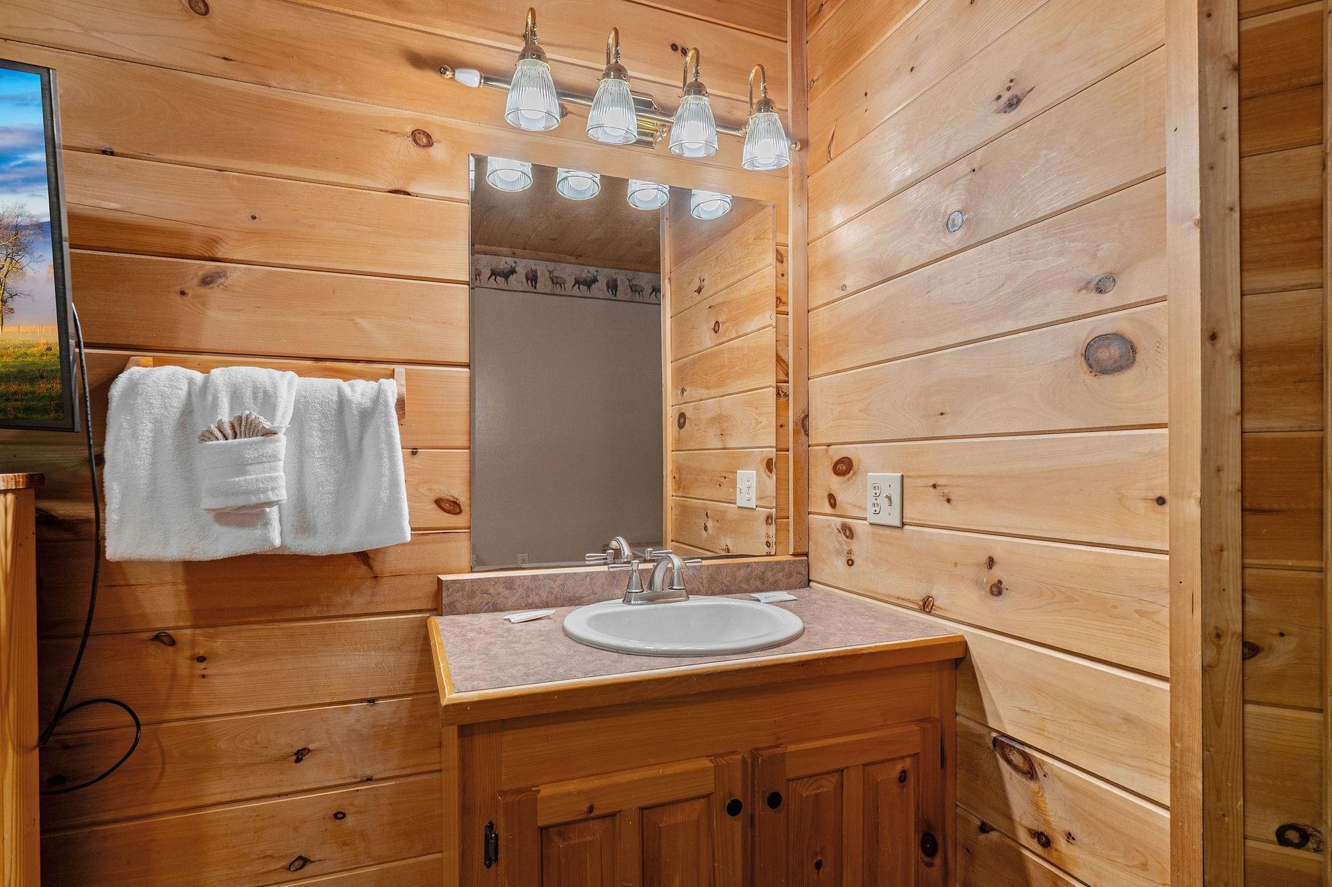 King Bedroom Attached Bathroom