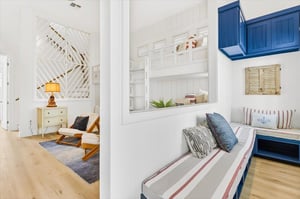 Foyer Nook, 1st Floor